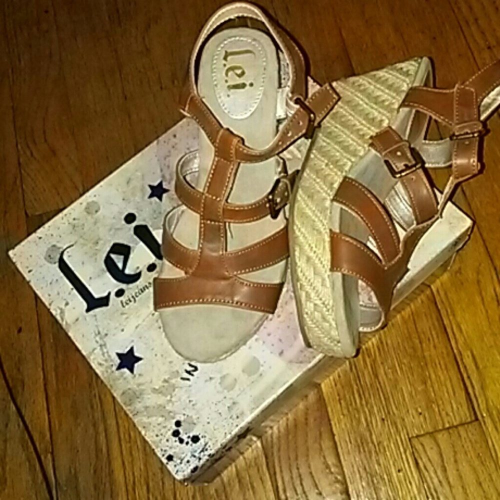 Beautiful Platform Sandals.